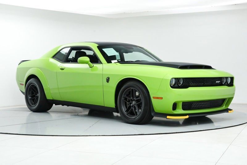Grün Neu 2024 Dodge Challenger Coupé | 189.500 € - Bild 1/4
