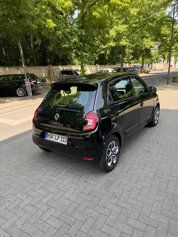 Gebraucht Renault Twingo Signature 73 PS (53 kW) 2020 Schwarz Kleinwagen