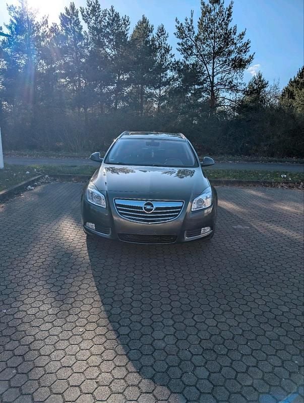 Gebraucht Opel Insignia 260 PS (191 kW) 2009 Grau Kombi
