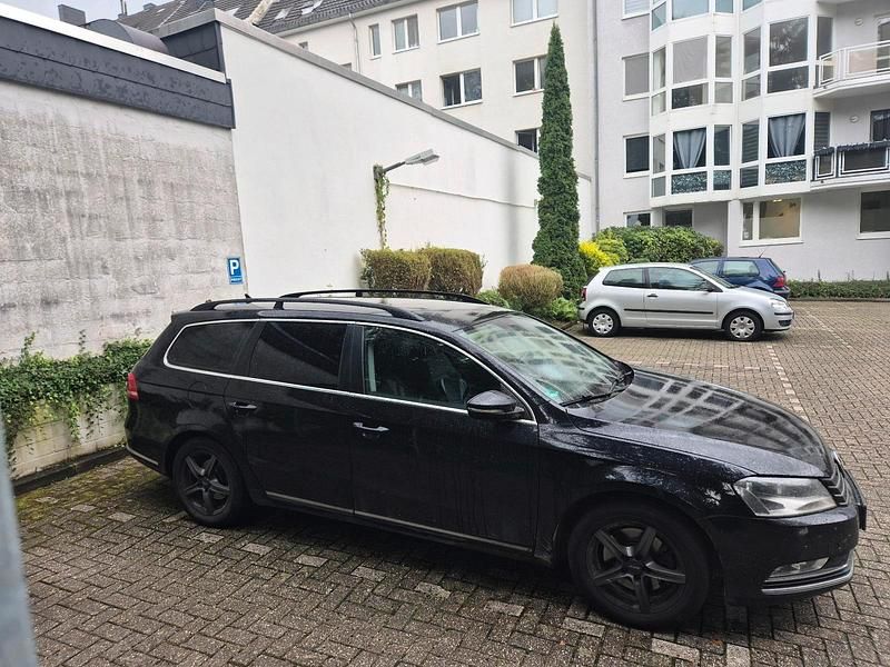 Gebraucht VW Passat Comfortline 140 PS (102 kW) 2013 Schwarz Kombi
