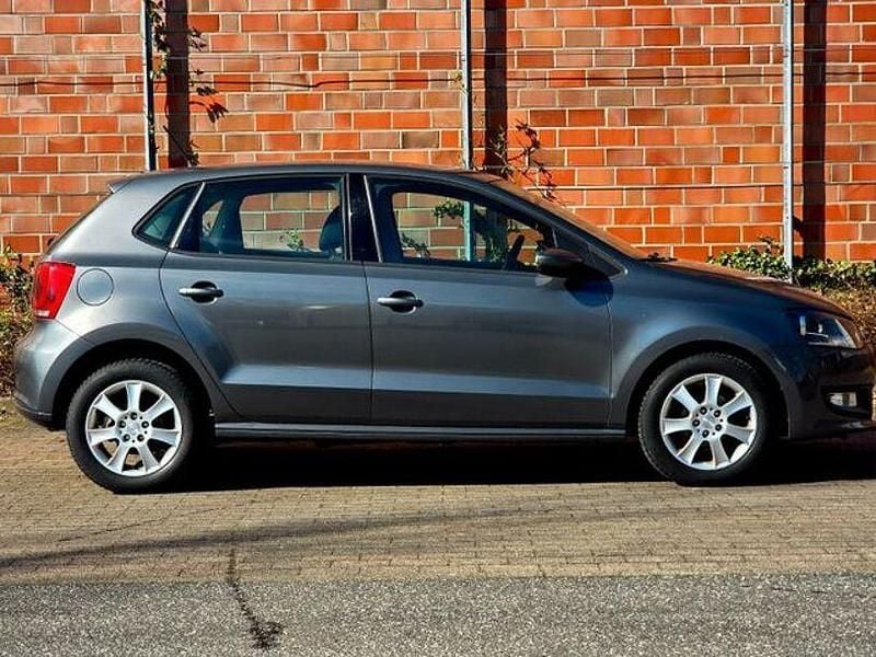 Gebraucht VW Polo Life 86 PS (63 kW) 2013 Weiß Kleinwagen