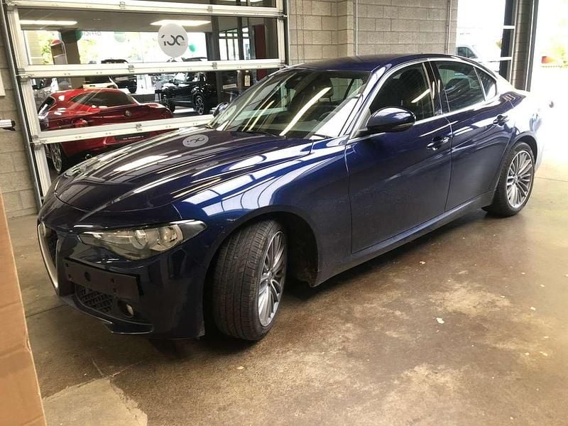 Colore esterno (blu montecarlo Gebraucht 2016 Alfa Romeo Giulia Super Limousine | 13.950 € - Bild 1/4