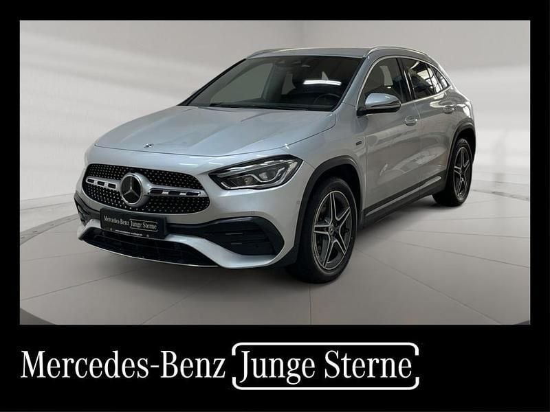 Silber Gebraucht 2020 Mercedes GLA250 AMG SUV | 28.849 € (Guter Preis) - Bild 1/4