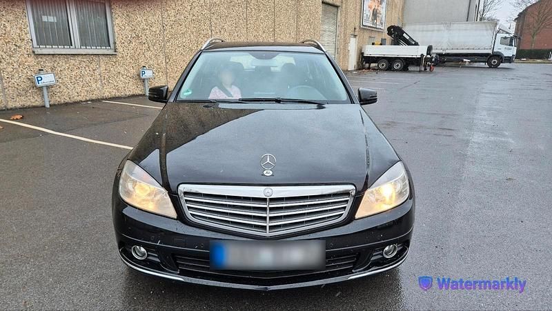 Gebraucht Mercedes C350 231 PS (169 kW) 2011 Schwarz Kombi