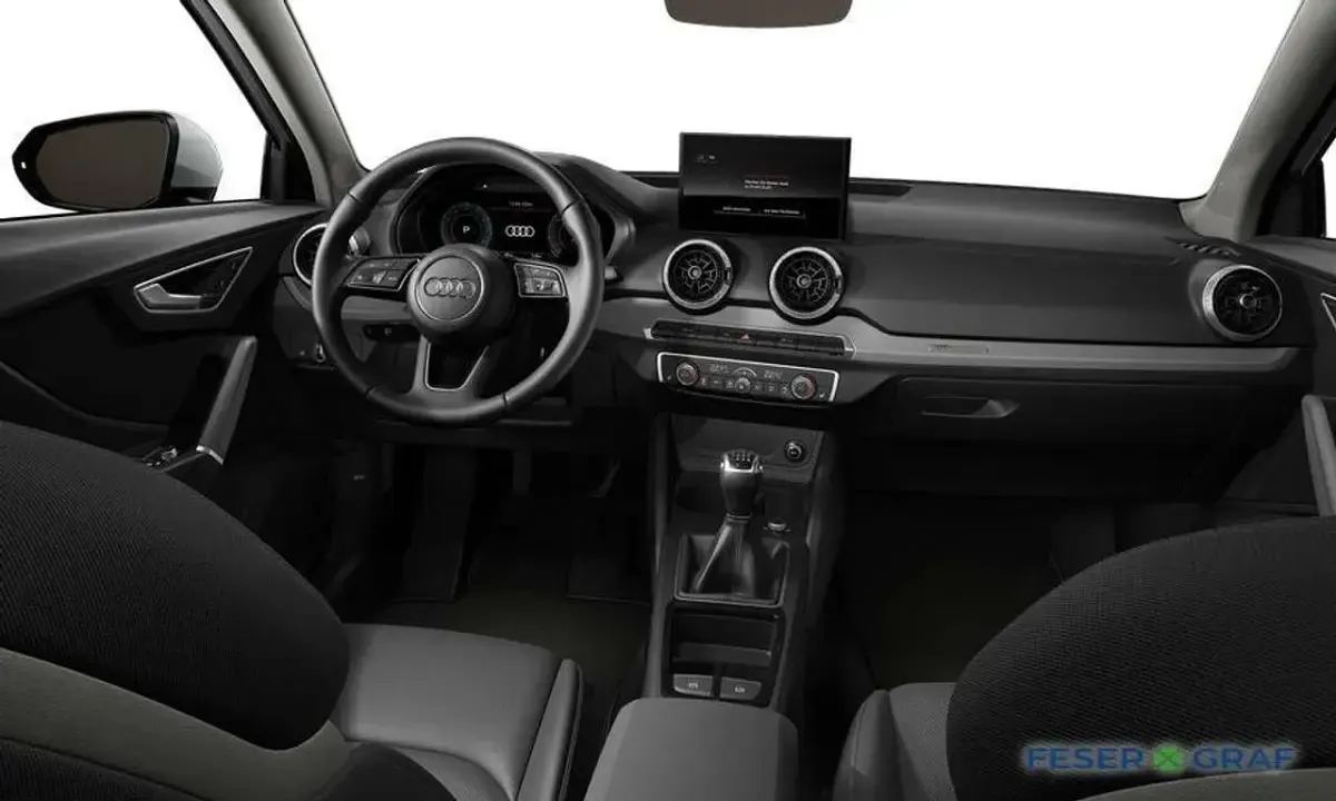 Gebraucht Audi Q2 Ambiente 150 PS (110 kW) 2024 Arkonaweiß SUV