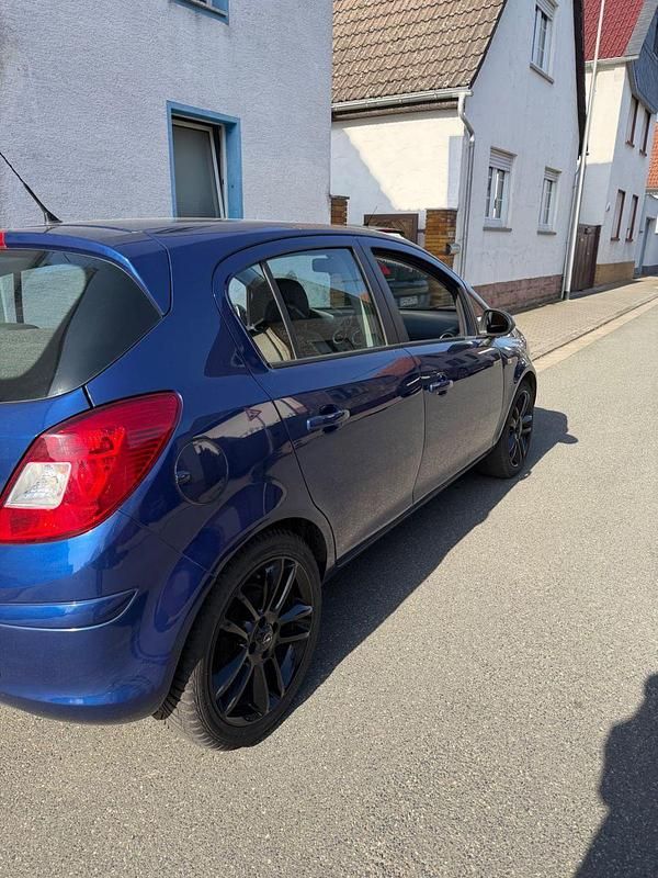 Gebraucht Opel Corsa 90 PS (66 kW) 2009 Blau Kleinwagen