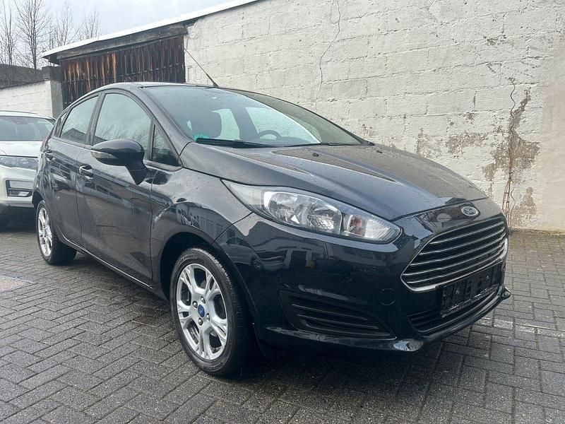 Schwarz Gebraucht 2014 Ford Fiesta SYNC Edition Kleinwagen | 3.250 € (Guter Preis) - Bild 1/4