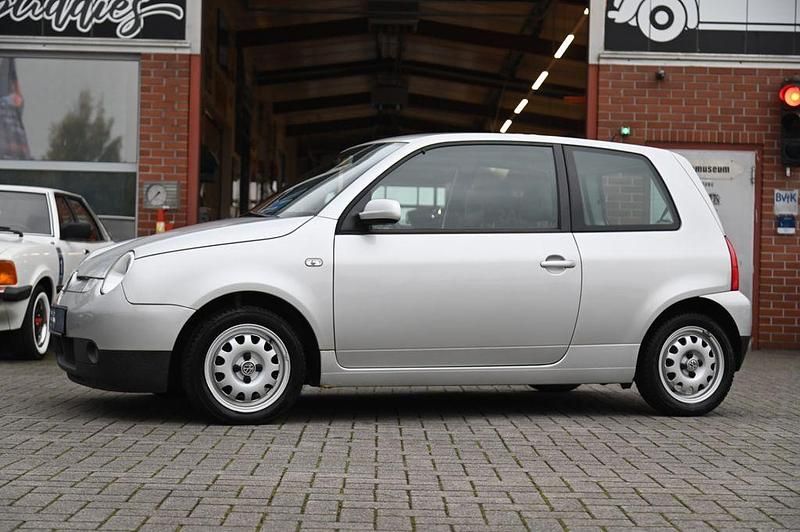 Gebraucht VW Lupo 61 PS (44 kW) 2000 Silber Kleinwagen