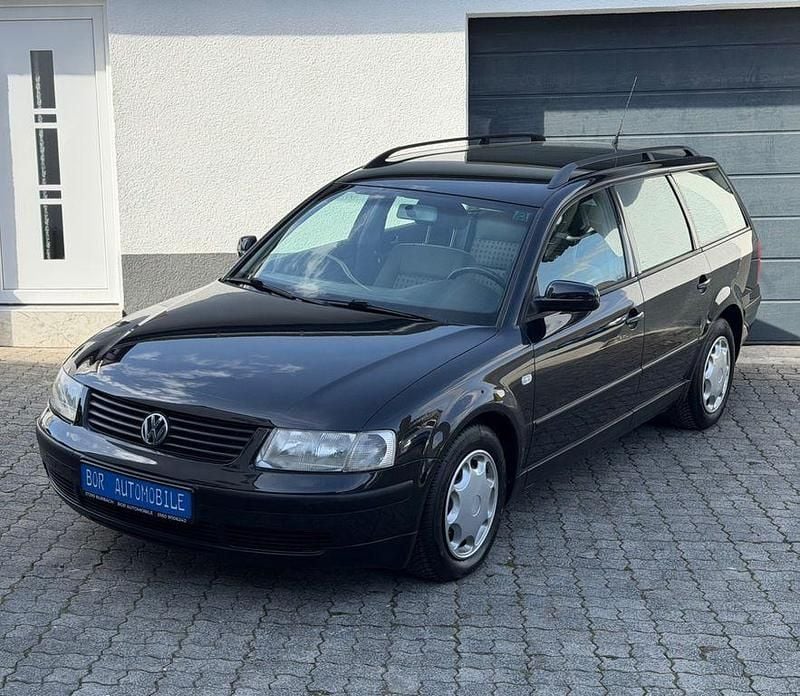 Second-hand VW Passat Edition 101 CP (74 kW) 2000 Negru Berlinǎ