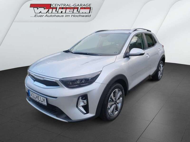 (kcs) sparkling silver m Neu 2025 Kia Stonic Vision SUV | 24.950 € (Teuer) - Bild 1/4
