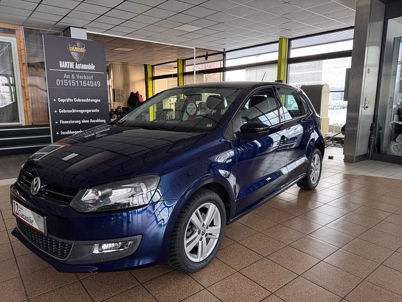Blau Gebraucht 2013 VW Polo Match Limousine | 7.900 € (Fairer Preis) - Bild 1/4