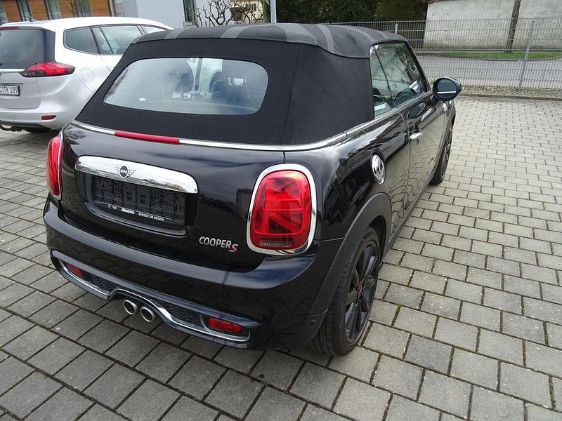 Second-hand Mini Cooper S 192 CP (141 kW) 2018 Negru Hatchback