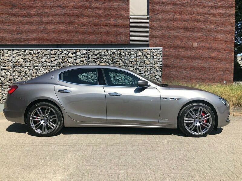 Gebraucht Maserati Ghibli 275 PS (202 kW) 2019 Grau Coupé