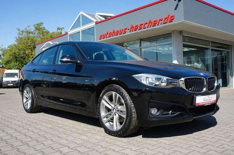 Second-hand BMW 320 184 CP (135 kW) 2014 Negru Berlinǎ