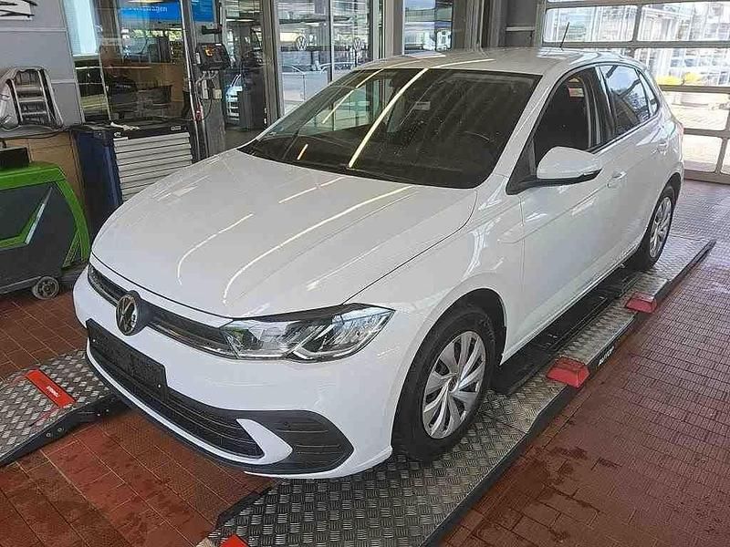 Weiß Gebraucht 2022 VW Polo Life Limousine | 11.590 € (Guter Preis) - Bild 1/4
