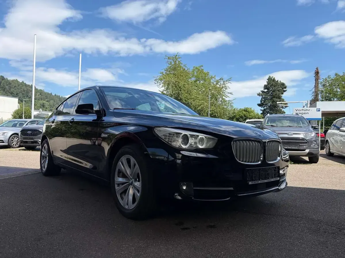 Gebraucht BMW 550 Gran Turismo 408 PS (300 kW) 2010 Black sapphire metallic Coupé