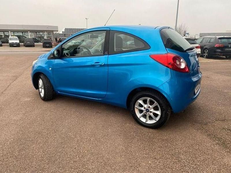 Gebraucht Ford Ka Trend 69 PS (50 kW) 2012 Blau Kleinwagen