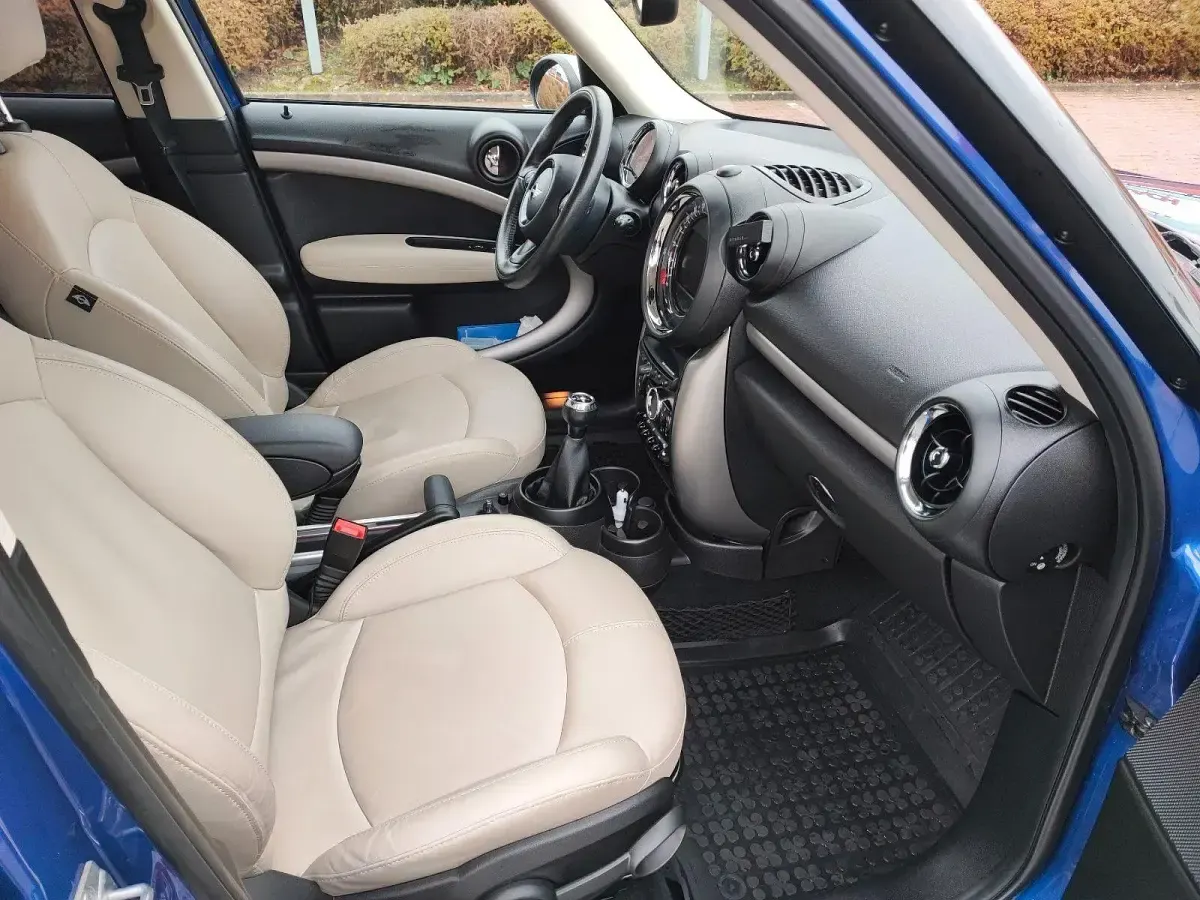 Usado Mini Cooper 112 HP (82 kW) 2015 Azul Citadino