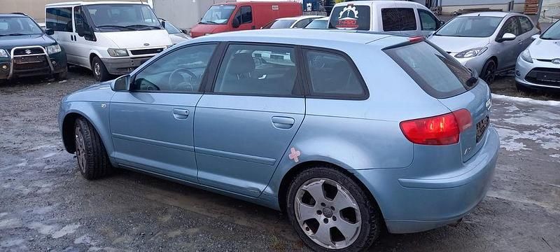 Gebraucht Audi A3 Ambiente 150 PS (110 kW) 2006 Blau Limousine