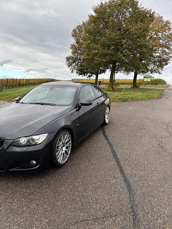Gebraucht BMW 335 306 PS (225 kW) 2007 Schwarz Coupé