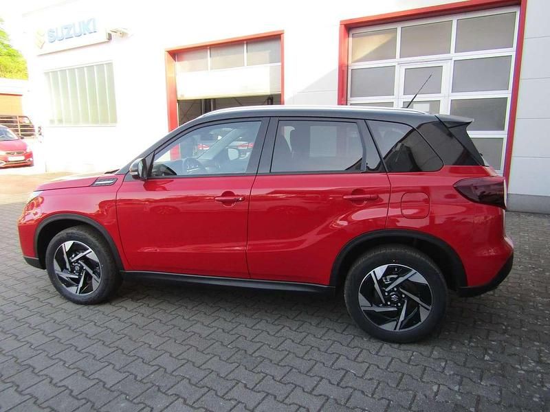 Neu Suzuki Vitara GLX 129 PS (94 kW) 2025 Bright red/ cosmic black pearl SUV