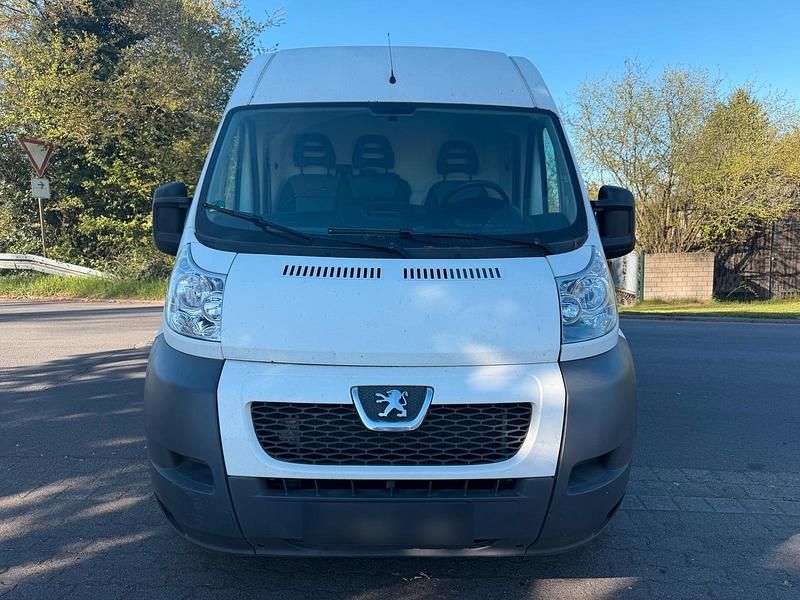 Gebraucht Peugeot Boxer 120 PS (88 kW) 2013 Weiß Van