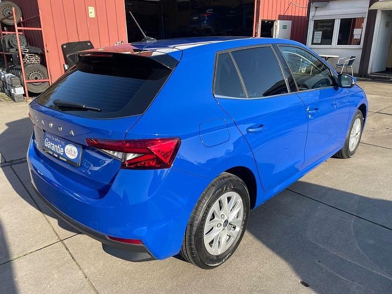 Gebraucht Skoda Fabia Selection 95 PS (69 kW) 2023 Blau Kleinwagen