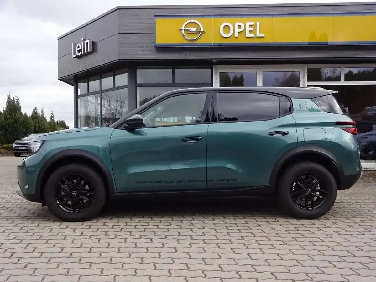 Gebraucht Opel Frontera 136 PS (100 kW) 2025 Khaki grün SUV