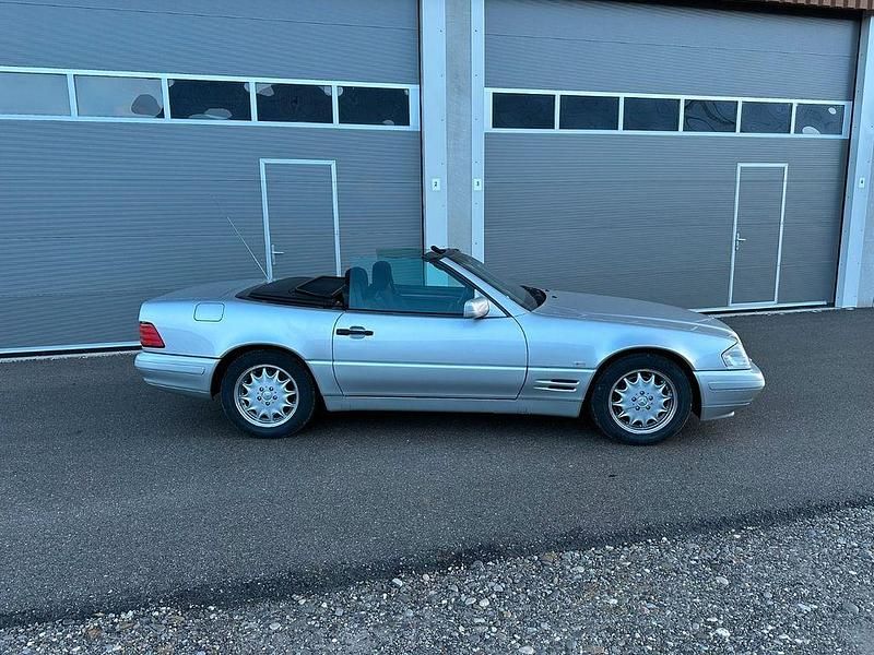 Gebraucht Mercedes SL320 231 PS (169 kW) 1997 Silber Cabrio