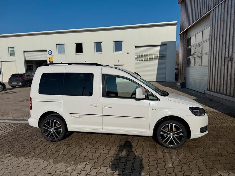 Gebraucht VW Caddy Edition 105 PS (77 kW) 2014 Weiß Van / Kleinbus