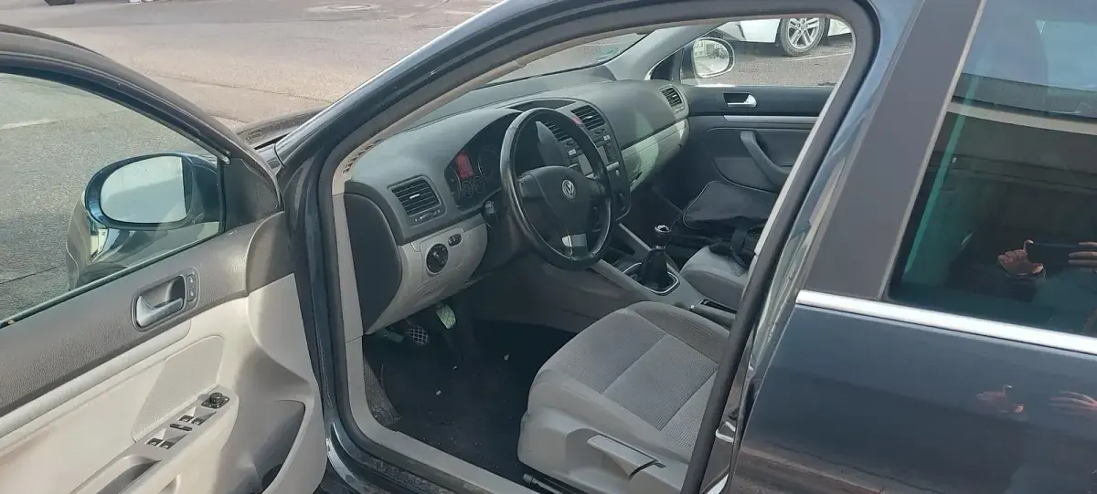 Gebraucht VW Golf V 140 PS (102 kW) 2008 Blau Kleinwagen