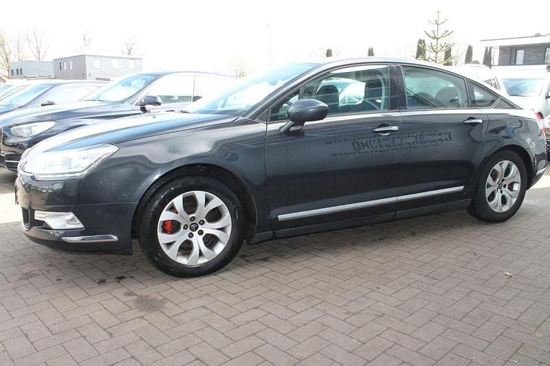 Gebraucht Citroën C5 Tendance 140 PS (102 kW) 2012 Lackierung grau haria2/metalli Limousine