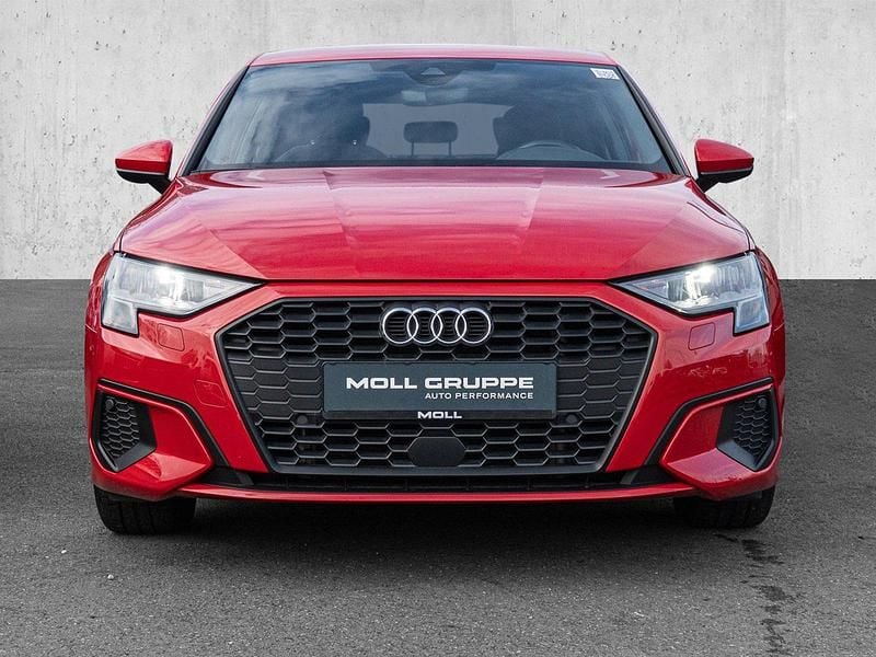 Gebraucht Audi A3 204 PS (150 kW) 2022 Tangorot metallic Limousine