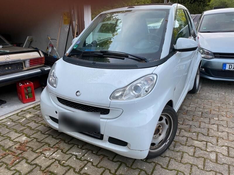 Weiß Gebraucht 2012 Smart ForTwo Cabrio Cabrio | 2.400 € (Fairer Preis) - Bild 1/4