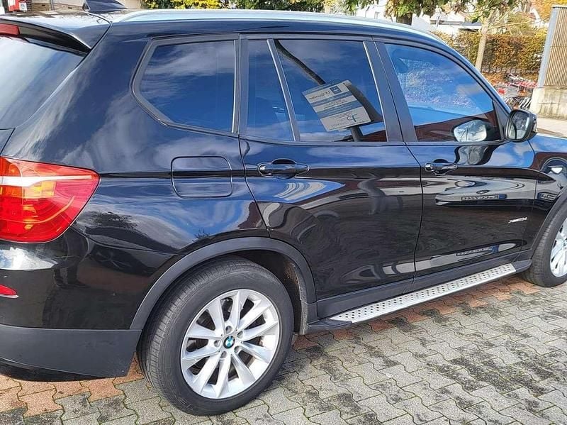 Gebraucht BMW X3 184 PS (135 kW) 2010 Schwarz SUV