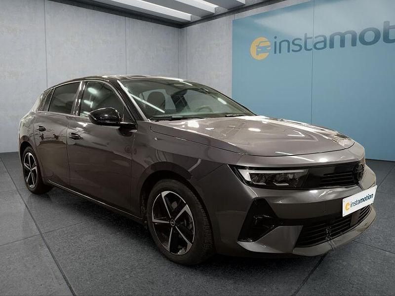 Gebraucht Opel Astra 131 PS (96 kW) 2025 Grau Limousine