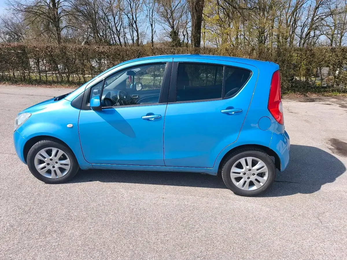 Occasion Opel Agila 48 ch (35 kW) 2008 Bleue Citadine