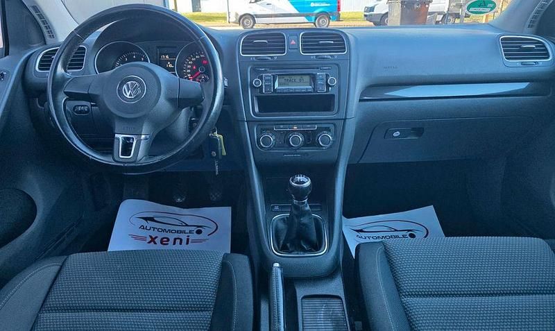 Gebraucht VW Golf VI 102 PS (75 kW) 2009 Silber Kleinwagen