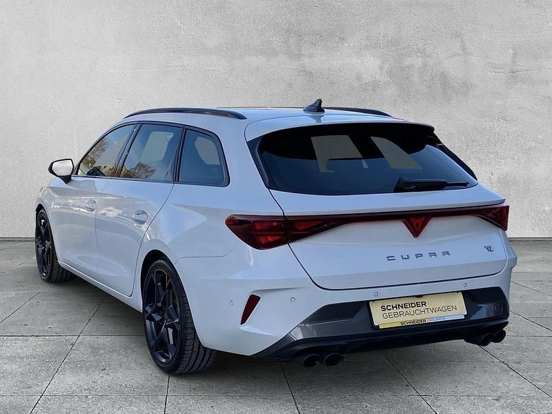 Gebraucht Cupra Leon VZ 333 PS (244 kW) 2025 Weiß Kombi