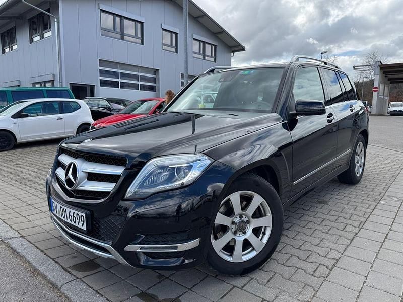 Gebraucht Mercedes GLK250 204 PS (150 kW) 2012 Schwarz SUV