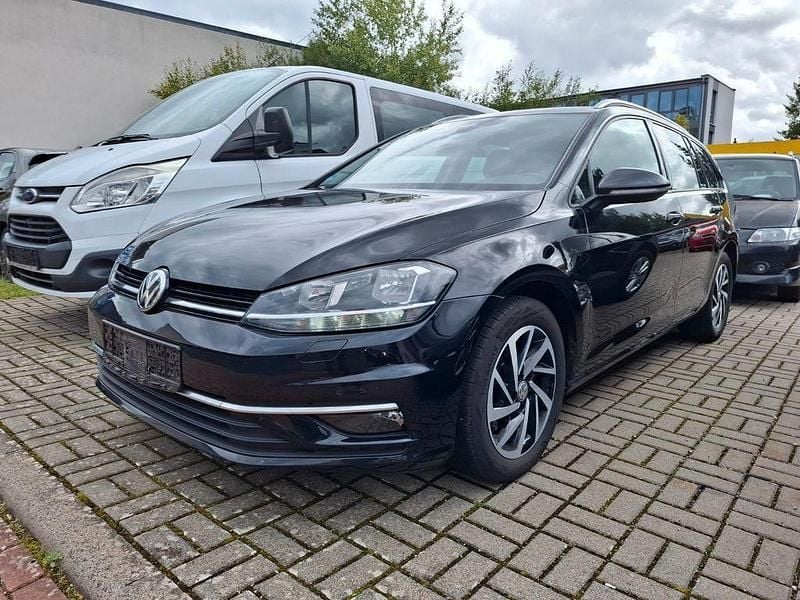 Schwarz Gebraucht 2019 VW Golf VII Join Kombi | 8.789 € (Superpreis) - Bild 1/4