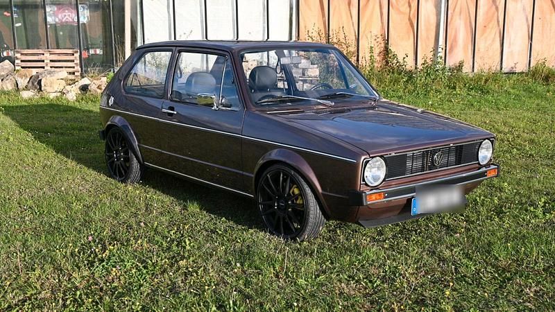 Braun Gebraucht 1981 VW Golf I Limousine | 19.900 € - Bild 1/4