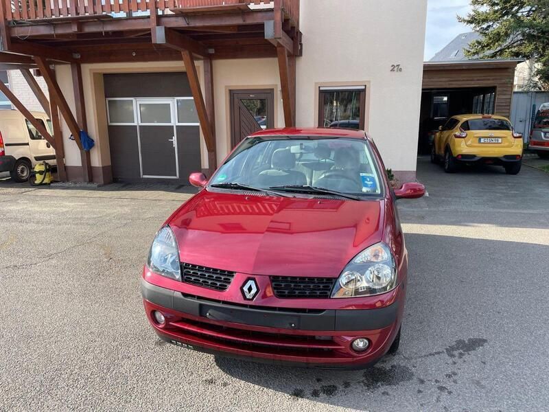 Rot Gebraucht 2002 Renault Clio II Kleinwagen | 3.500 € (Teuer) - Bild 1/4