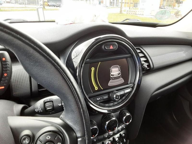 Gebraucht Mini Cooper 136 PS (100 kW) 2016 Grün Kleinwagen