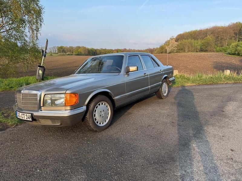 Silber Gebraucht 1984 Mercedes 280 SE Limousine | 6.000 € - Bild 1/4