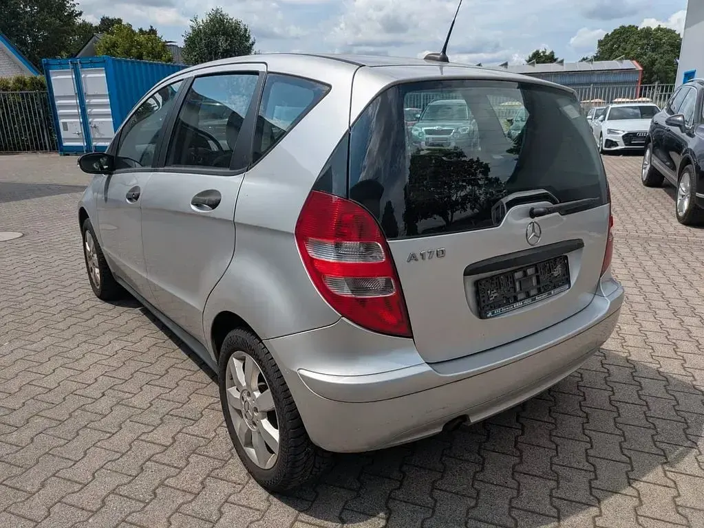 Gebraucht Mercedes A170 116 PS (85 kW) 2006 Silber Limousine