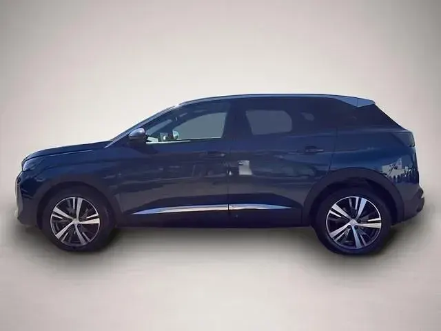 Gebraucht Peugeot 3008 Allure 131 PS (96 kW) 2023 Manufacturer SUV