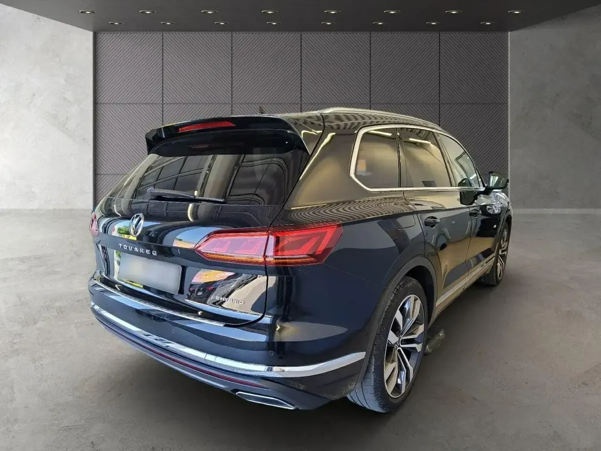 Gebraucht VW Touareg Elegance 381 PS (280 kW) 2023 Schwarz SUV