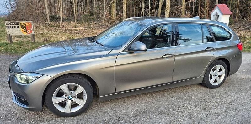 Gebraucht BMW 320 M Sport 190 PS (139 kW) 2016 Grau Kombi