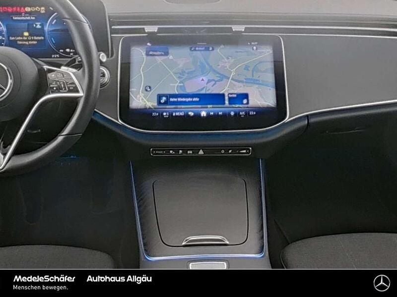 Gebraucht Mercedes E300 Avantgarde 313 PS (230 kW) 2024 Lack graphitgrau Kombi